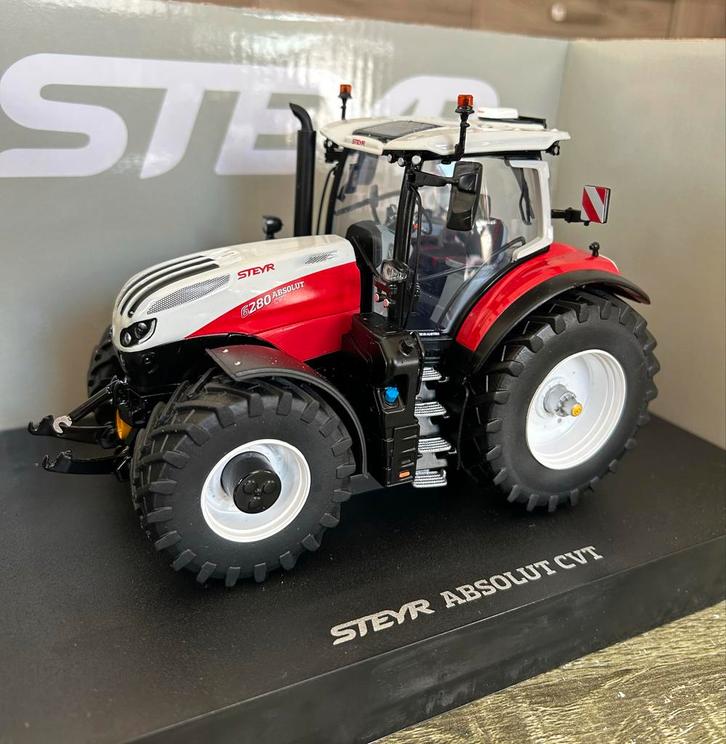 Universal Hobbies Steyr Absolut CVT 280, Hobby en Vrije tijd, Modelbouw | Auto's en Voertuigen, Zo goed als nieuw, Truck, 1:32 tot 1:50