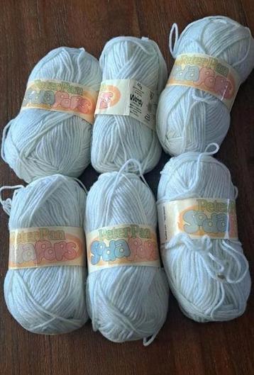 Peter Pan Babywol - 6 Bollen beschikbaar voor biedingen