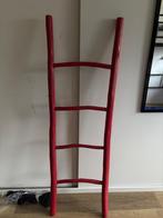 Decoratieve ladder, Ophalen, Zo goed als nieuw, Minder dan 2 meter