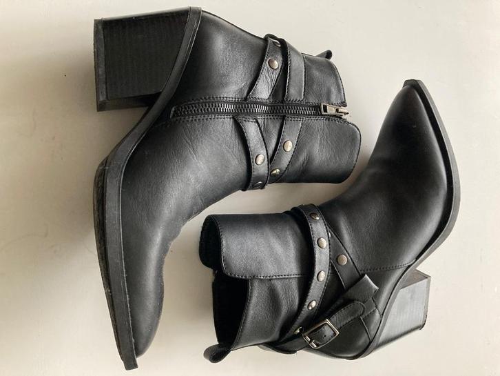 Hip Shoe Style Donna enkellaarsjes hak, maat 40, Kleding | Dames, Schoenen, Zo goed als nieuw, Lage of Enkellaarzen, Zwart, Ophalen of Verzenden