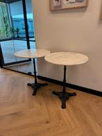 Twee kleine bijzettafels met marmeren blad, 45 tot 60 cm, Minder dan 55 cm, Gebruikt, Metaal of Aluminium