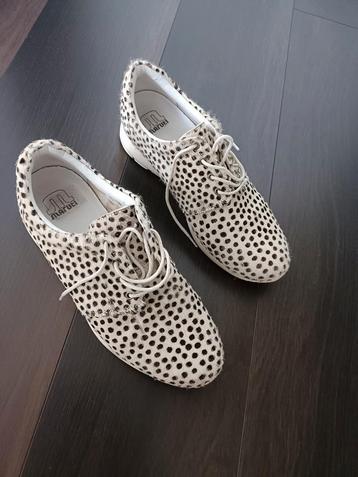 Maruti vacht sneakers 41 (1)  beschikbaar voor biedingen