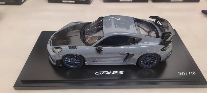 SPARK PORSCHE 718 Cayman GT4 RS, Hobby en Vrije tijd, Modelauto's | 1:18, Zo goed als nieuw, Auto, Overige merken, Ophalen of Verzenden