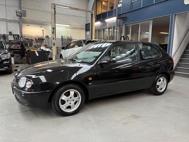 TOYOTA Corolla 1.6 HB LINEA LUNA, Auto's, Oldtimers, Particulier, Te koop, ABS, Airbags, Airconditioning, Centrale vergrendeling