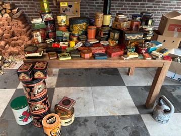 Ruim 125 verschillende oude reclame/winkelblikken. beschikbaar voor biedingen
