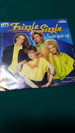 single frizzle sizzle, never give up, Ophalen of Verzenden