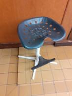 Massey Ferguson barkruk, 1 kruk, Ophalen, Gebruikt, 60 tot 90 cm