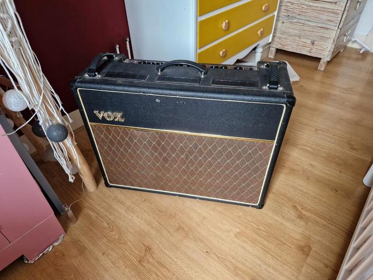 Vox AC30CC2 Gitaarversterker (buizenversterker), Muziek en Instrumenten, Versterkers | Bas en Gitaar, Gebruikt, Gitaar, Minder dan 50 watt