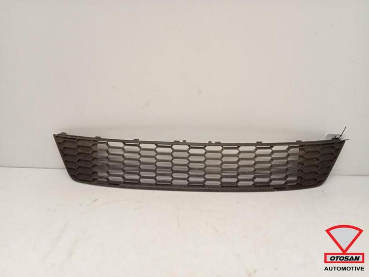 Skoda Octavia 3 RS Voorbumper Rooster Midden 5E0853677B, Auto-onderdelen, Carrosserie en Plaatwerk, Bumper, Skoda, Gebruikt, Ophalen of Verzenden