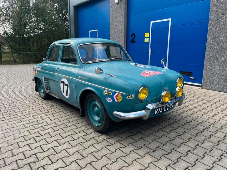 Renault 1960 Groen gave auto, Auto's, Oldtimers, Bedrijf, Renault, Benzine, Sedan, Handgeschakeld, Geïmporteerd, Groen, Zwart