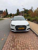 Audi A3 1.0 Tfsi 115pk Sportback - Digital Dash - S line, Auto's, Audi, Wit, Origineel Nederlands, 1175 kg, 115 pk