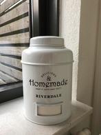 Voorraadblik Riverdale, Ophalen, Zo goed als nieuw