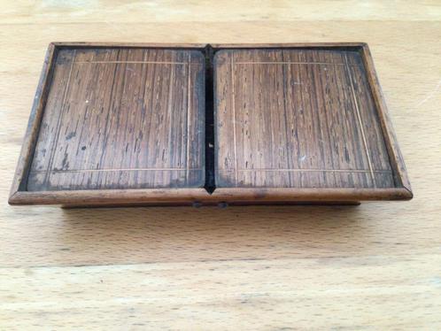 Leuk antiek houten doosje met 2 klepjes, ingelegd deksel, Antiek en Kunst, Curiosa en Brocante, Verzenden