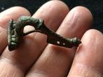 Bodemvondst Romeinse FIBULA: GAATJES + ORIGINELE NAALD!!!!, Verzenden