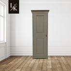 Landelijke klassieke hangkast, eendeurskast, linnenkast