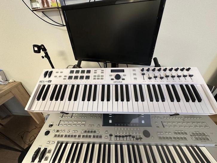 Yamaha Tyros 4 + Arturia MIDI Keyboard met accessoires, Muziek en Instrumenten, Keyboards, Gebruikt, 61 toetsen, Yamaha, Aanslaggevoelig