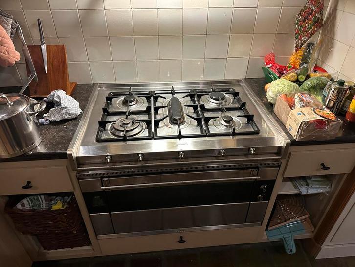 SMEG 90cm Gasfornuis met Hete Lucht Oven, Witgoed en Apparatuur, Ovens, Gebruikt, Vrijstaand, Oven met grill, 60 cm of meer, 60 cm of meer