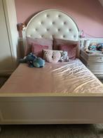 Mooi bed met nachtkastje schram lattenbodem, Ophalen, Wit, Tweepersoons, 140 cm