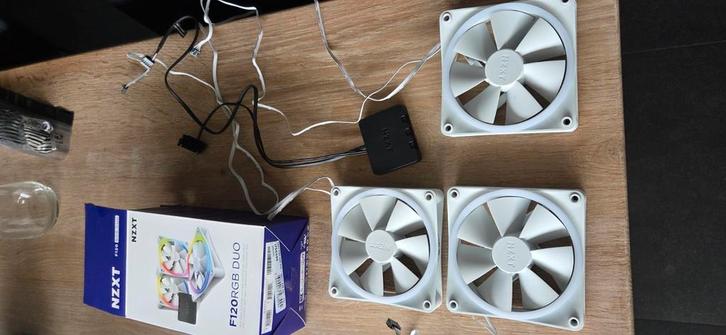 NZXT CASE FAN 120mm en 140mm, Computers en Software, Computerkoelers, Zo goed als nieuw, Luchtkoeling, Ophalen of Verzenden