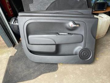 PORTIERBEKLEDING leder Fiat 500 (312) (01-2007/12-2012) beschikbaar voor biedingen
