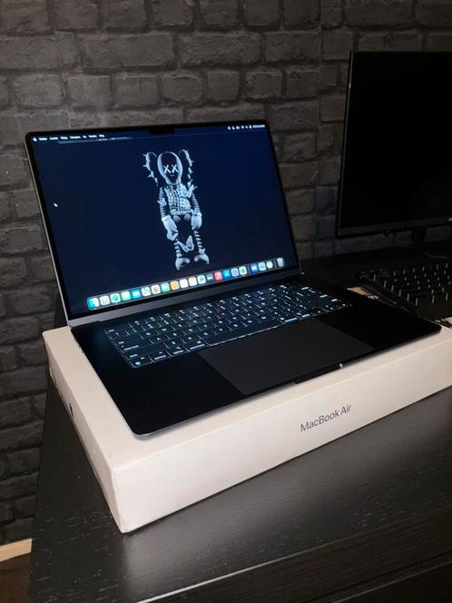 Apple macbook 15inch 16gb ram m2 2023, Computers en Software, Apple Macbooks, Zo goed als nieuw, MacBook Air, 15 inch, 16 GB, Ophalen of Verzenden