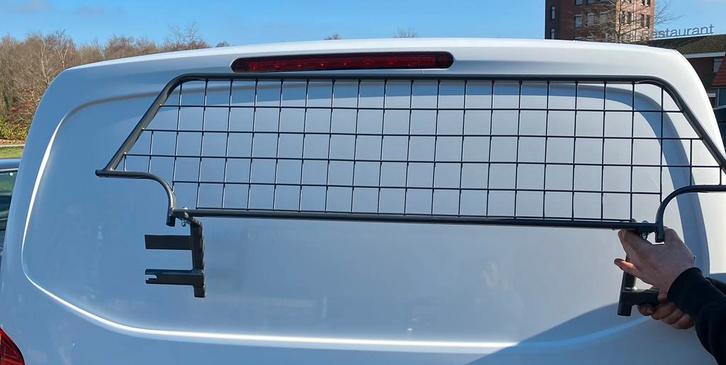 Hondenrek auto Peugeot 3008 ZGAN, Auto diversen, Hondenrekken