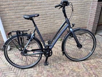 Damesfiets beschikbaar voor biedingen