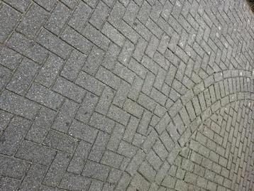 21 m2 klinkers te koop beschikbaar voor biedingen