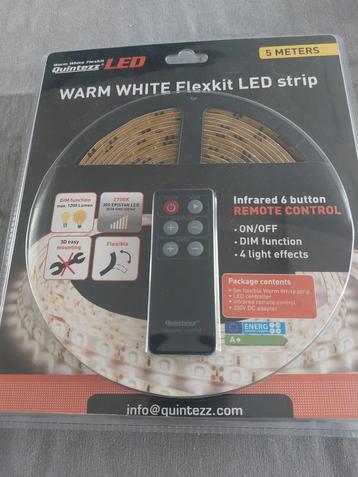 Led strip warm wit 5 meter quintezz nieuw beschikbaar voor biedingen