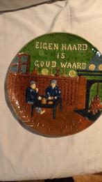 Zooals het klokje thuis tikt en eigen haard is goud waard., Antiek en Kunst, Antiek | Keramiek en Aardewerk, Ophalen of Verzenden