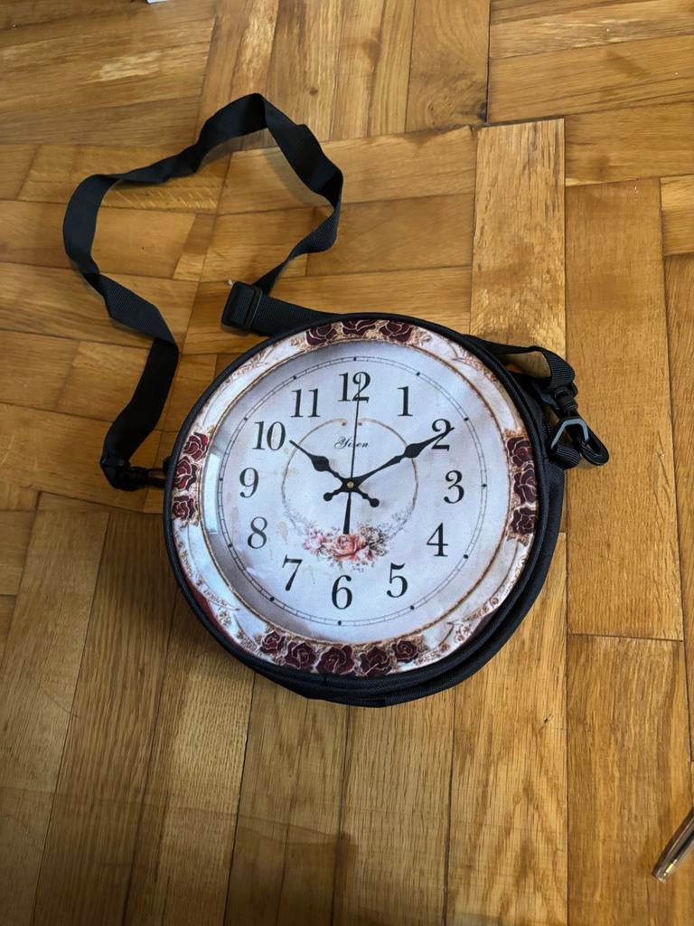 Tas met klok opdruk, Ophalen of Verzenden, Zwart, Schoudertasje