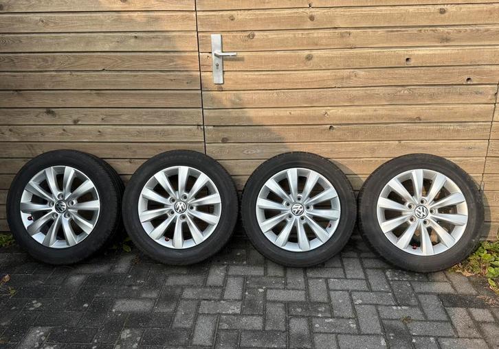 Originele VW Toronto velgen 16 inch  215/60 R16 banden, Auto-onderdelen, Banden en Velgen, Zomerbanden, 16 inch, 215 mm, Ophalen