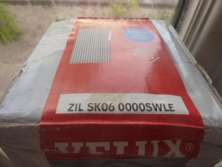 Nieuwe Velux horren / ZIL S(K)01-06 in witte omlijsting., Huis en Inrichting, Stoffering | Gordijnen en Lamellen, Nieuw, Minder dan 100 cm