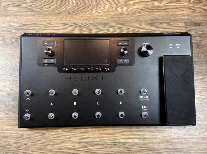 Line 6 Helix LT Multi-Effect Processor, Muziek en Instrumenten, Effecten, Gebruikt, Multi-effect, Verzenden