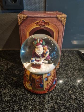 Luville waterglobe kerstman muziekdoos beschikbaar voor biedingen