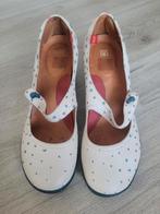 Leren damespumps, merk Camper, wit met div. stippen, mt 40, Pumps, Wit, Camper, Ophalen of Verzenden