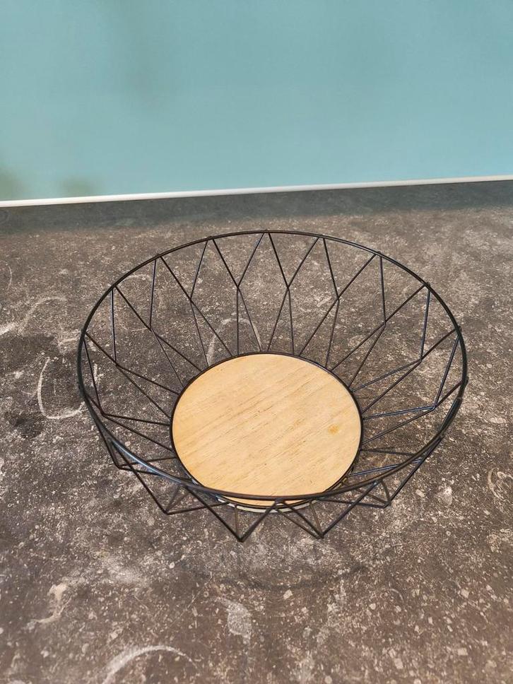 Moderne fruitschaal met houten bodem, Huis en Inrichting, Woonaccessoires | Schalen en Manden, Zo goed als nieuw, Schaal, Rond