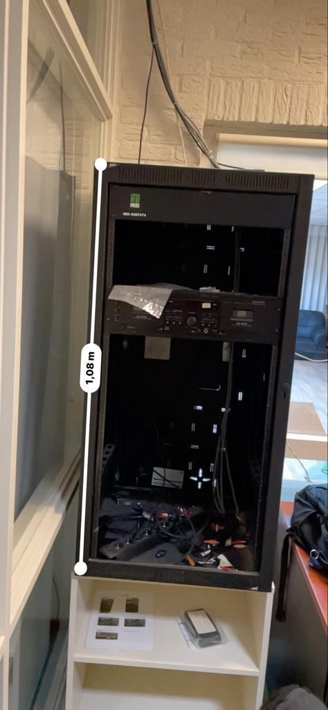 Stalen Kast voor Audioapparatuur - 43 cm Breed, Audio, Tv en Foto, Professionele Audio-, Tv- en Video-apparatuur, Gebruikt, Ophalen of Verzenden