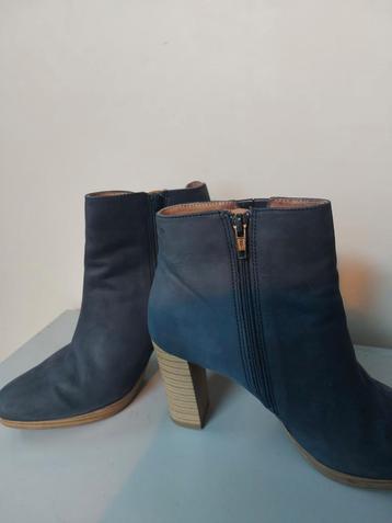 Blauwe Manfield enkellaarsjes maat 37 beschikbaar voor biedingen