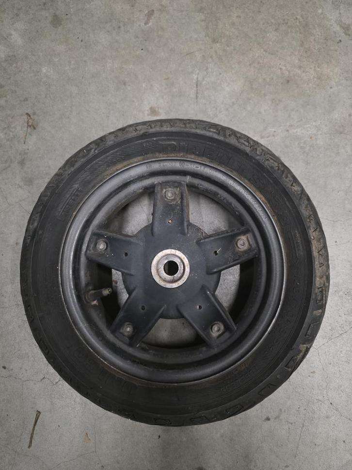 Piaggio zip sp 2 delige achter wiel velg 125cc H2O 2takt, Motoren, Tuning en Styling, Ophalen of Verzenden