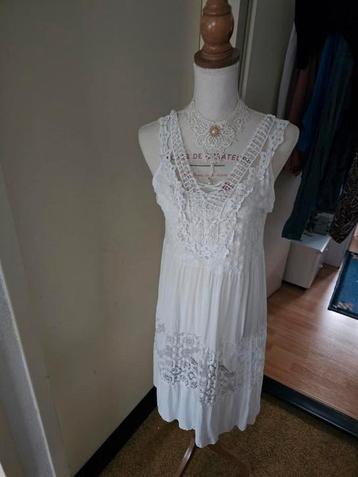 Supermooie Witte Kanten Jurk Maat 40/46 incl.verzenden €35,- beschikbaar voor biedingen