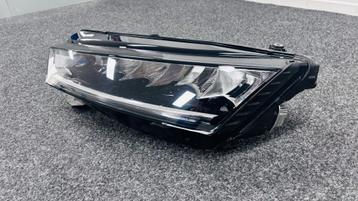 Koplamp LV full led Skoda Octavia 030111823100 5E4941015 beschikbaar voor biedingen