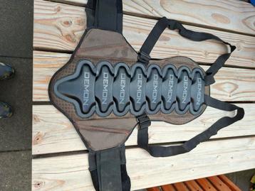 Demon rugprotector.xl  beschikbaar voor biedingen