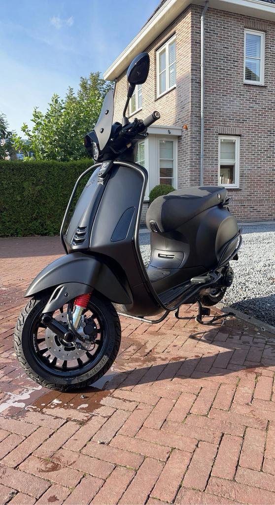 Vespa sprint 50cc brom E5 IGET, Fietsen en Brommers, Scooters | Vespa, Gebruikt, Overige modellen, Benzine, Ophalen