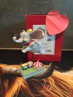 Disney traditions dumbo met doos, Verzamelen, Disney, Ophalen of Verzenden, Bambi of Dumbo, Zo goed als nieuw, Beeldje of Figuurtje