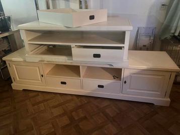 Den Bommel meubel set beschikbaar voor biedingen