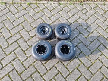 Kartvelgen met vega banden beschikbaar voor biedingen