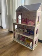 Sadie’s houten poppenhuis met Meubels!, Ophalen of Verzenden, Zo goed als nieuw, Poppenhuis
