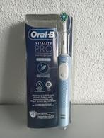 E- tandenborstel-Oral B ( Braun) Vitality Pro ( lichtblauw), Ophalen of Verzenden, Nieuw, Tandenborstel
