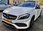 Mercedes-Benz A-klasse 160 AMG-Line/PANO/CAMERA/NAVI/LED/STO, Gebruikt, 4 cilinders, Leder en Stof, Wit